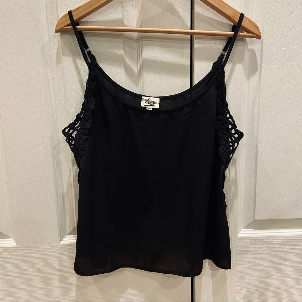 Lava Flowy Lace Cutout Tank Top